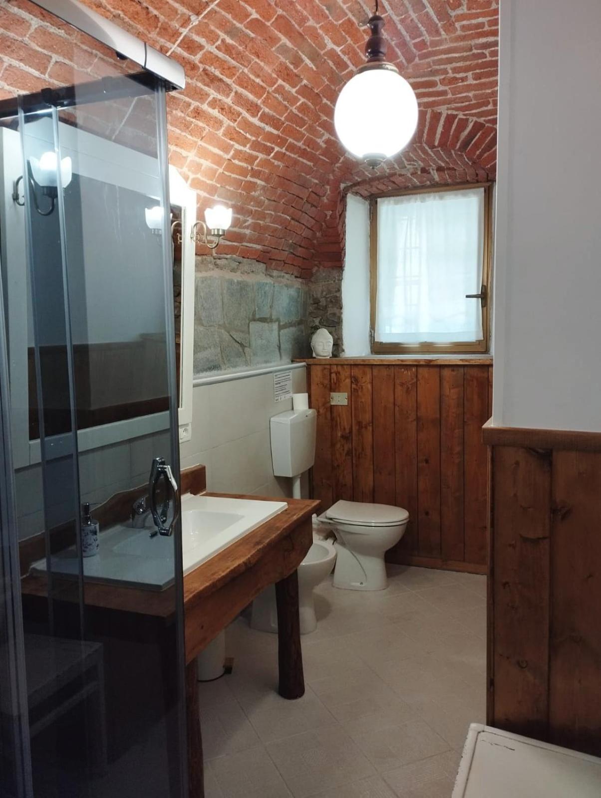 La Ghita Bed and Breakfast Sparone Exteriör bild