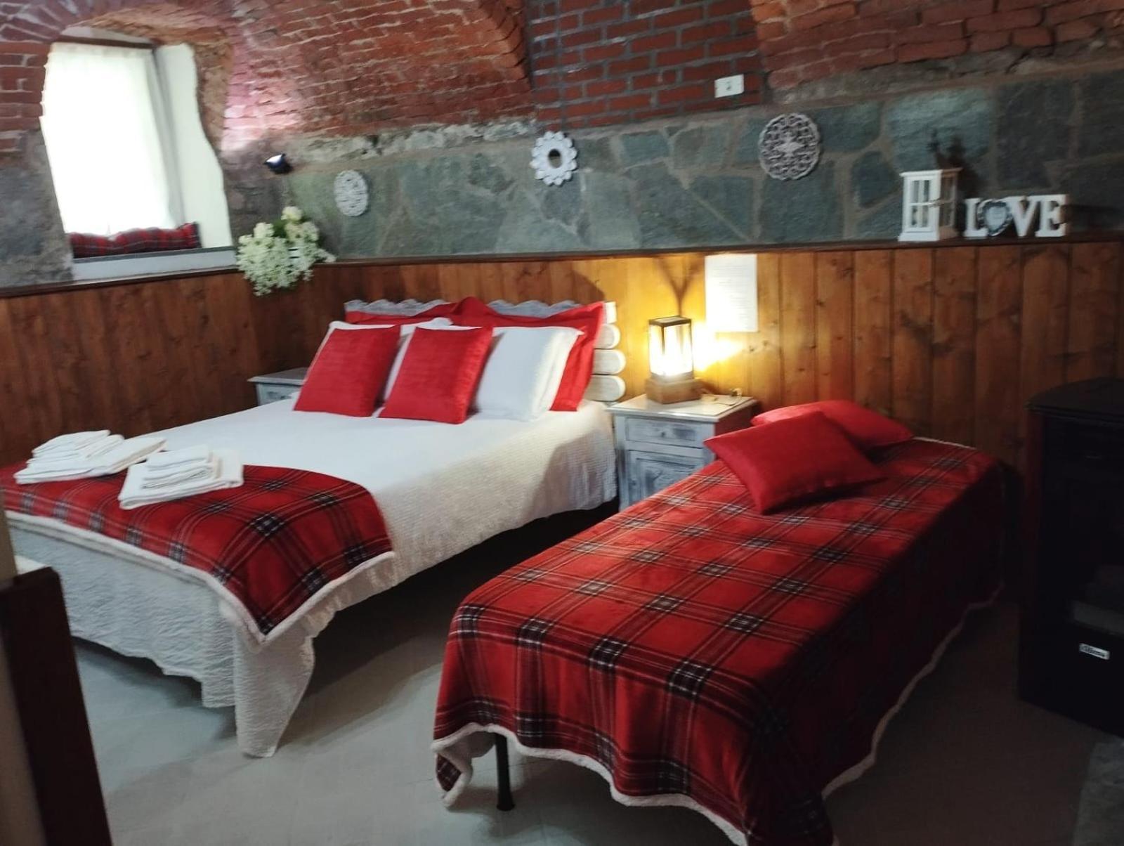 La Ghita Bed and Breakfast Sparone Exteriör bild